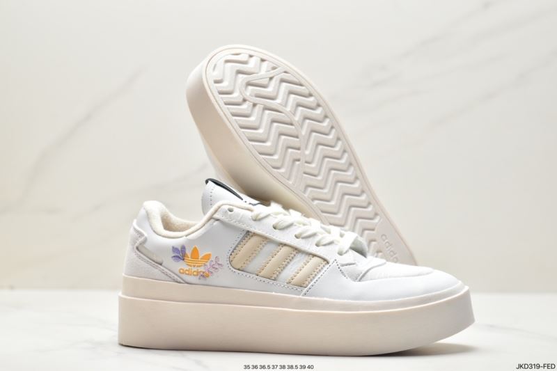 Adidas Sneakers